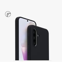 Accezz Liquid Silikoncase mit MagSafe Samsung Galaxy A36 / A56 - Schwarz