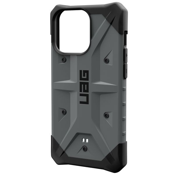 UAG Pathfinder Case für das Apple iPhone 13 Pro - Silver