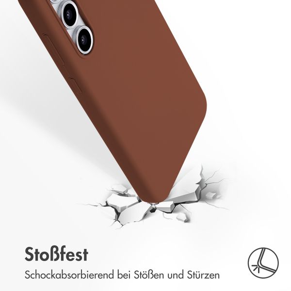 Accezz Liquid Silikoncase mit MagSafe Samsung Galaxy S24 FE - New Tea Brown