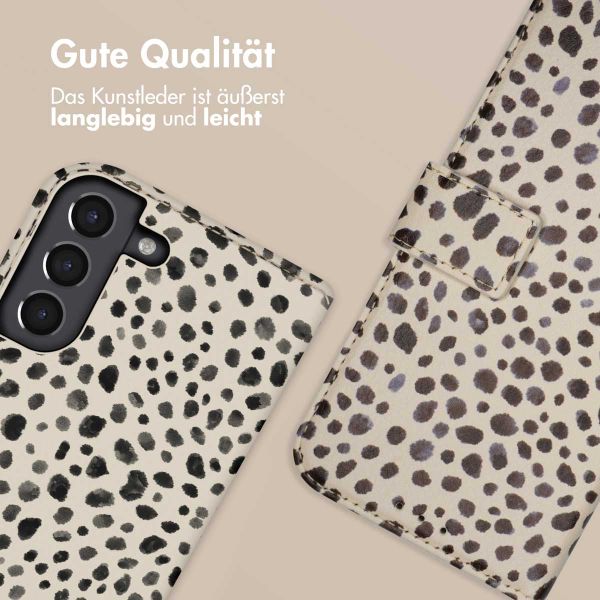 imoshion Design Klapphülle für das Samsung Galaxy S21 - Black And White Dots