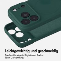 imoshion Color Back Cover mit MagSafe Apple iPhone 18 Pro Max / 17 Pro Max - Dunkelgrün