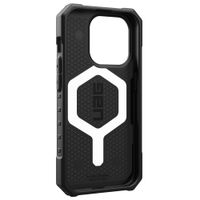 UAG Pathfinder Case für das iPhone 15 Pro - Midnight Camo