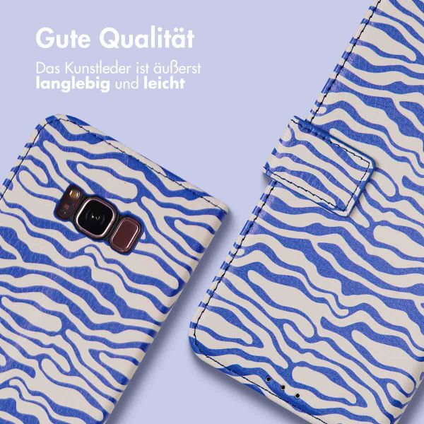 imoshion ﻿Design Klapphülle für das Samsung Galaxy S8 - White Blue Stripes