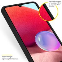 Accezz Liquid Silikoncase für das Samsung Galaxy A33 - Schwarz