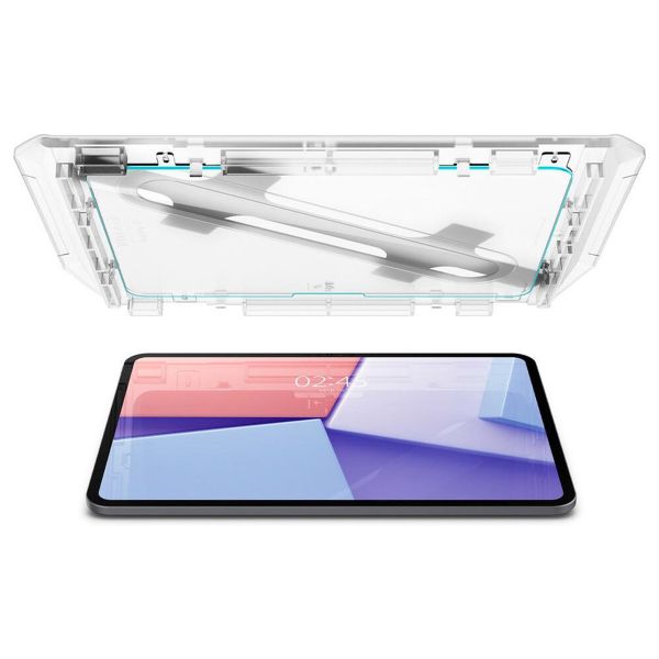 Spigen GLAStR EZ Fit Displayschutzfolie + Applicator für das iPad Pro 11 (2024) M4