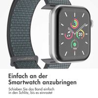 imoshion Nylon-Armband⁺ für die Apple Watch Series 1 bis 9 / SE (38/40/41 mm) | Series 10 (42 mm) - Ash Green