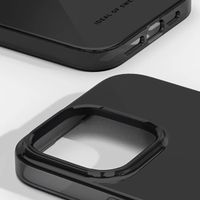 iDeal of Sweden Mirror Case für das iPhone 15 Pro - Black