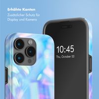 Selencia Vivid Tough Back Cover mit MagSafe für das iPhone 15 Pro Max - Holographic Blue Dream