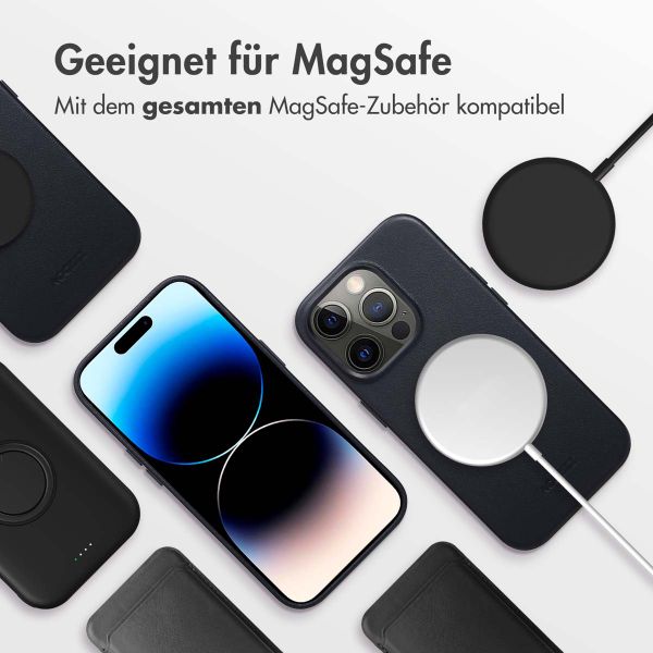 Accezz MagSafe Leather Backcover für das iPhone 14 Pro - Onyx Black