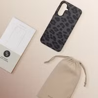 Selencia Sabi Backcover Leopardenmuster mit MagSafe Samsung Galaxy A56 - Midnight Black