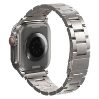 Uniq Osta Stahlarmband mit Selbstjustierenden Gliedern für das  Apple Watch Series 1 t/m 11 / SE / Ultra (44/45/46/49 mm) - Titanium (Silver)