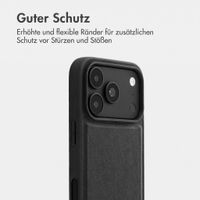 Accezz Backcover mit MagSafe Apple iPhone 18 Pro Max / 17 Pro Max - Schwarz