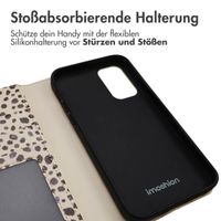 imoshion Design Klapphülle für das Samsung Galaxy A33 - Black And White Dots