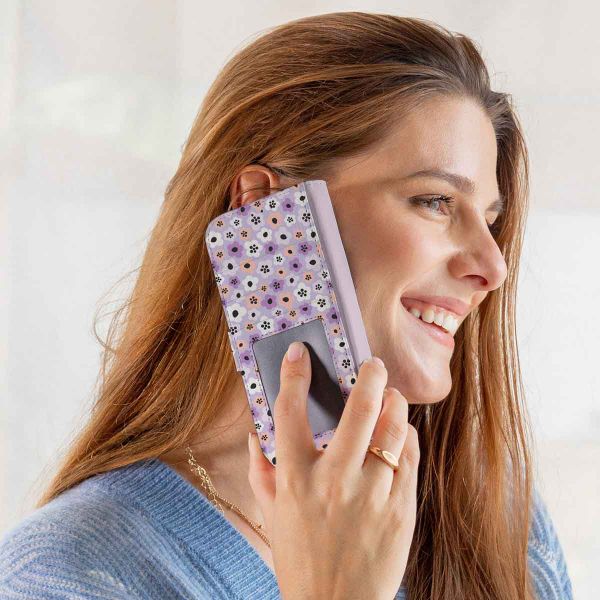 imoshion ﻿Design Klapphülle für das Google Pixel 6a - Purple Flowers