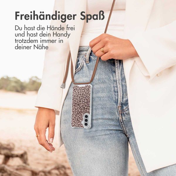 imoshion Design Hülle mit Band Samsung Galaxy A56 - Leopard Mood