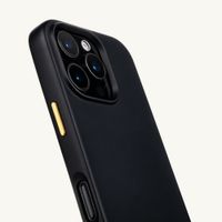Selencia Rivièra Backcover mit MagSafe mit abnehmbaren Haken Apple iPhone 16 Pro - Velvet Black
