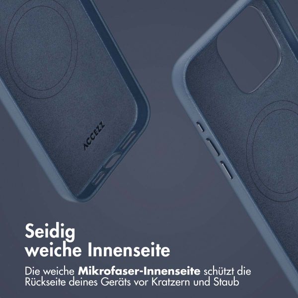 Accezz 2-in-1 Klapphülle aus Leder mit MagSafe für das iPhone 15 Pro Max - Nightfall Blue