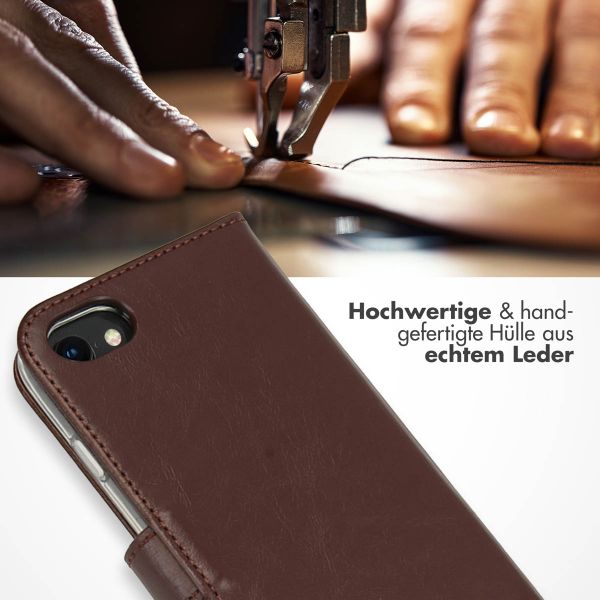 Selencia Echtleder Klapphülle iPhone SE (2022 / 2020) / 8 / 7 / 6(s) - Braun
