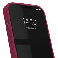 iDeal of Sweden Silikon Case für das iPhone 13 / 14 / 15 / SE 4 - Cranberry