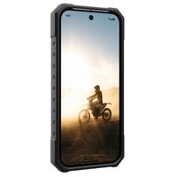 UAG Pathfinder Back Cover Magnet Google Pixel 9 - Schwarz