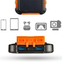 Xtorm ﻿Xtreme Series - Solarladegerät Powerbank 10.000 mAh - Schwarz/Orange