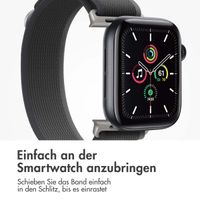 imoshion Nylon Trail Armband für das  Apple Watch Series 1 t/m 9 / SE (38/40/41 mm) | Series 10 / 11 (42 mm) - Black / Grey