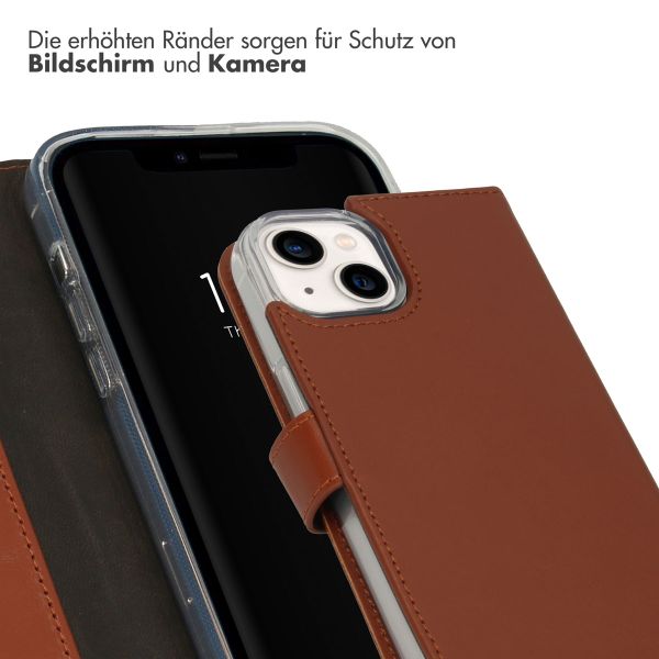 Selencia Echtleder Klapphülle für das iPhone 14 - Hellbraun