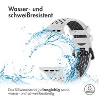 imoshion Silikonsportarmband Buckle für das Apple Watch Series 1 bis 10 / SE / Ultra (2) (44/45/46/49 mm) - Weiß / Schwarz