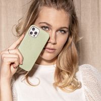 Selencia Gaia Backcover in Schlangenoptik Apple iPhone 12 (Pro) - Grün