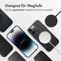 Accezz MagSafe Leather Backcover für das iPhone 14 Pro Max - Onyx Black