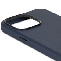 Decoded Leather Backcover MagSafe für das iPhone 15 Pro - Navy