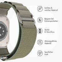 imoshion Nylon Alpine Armband für das  Apple Watch Series 1 t/m 11 / SE / Ultra (44/45/46/49 mm) - Olive Green