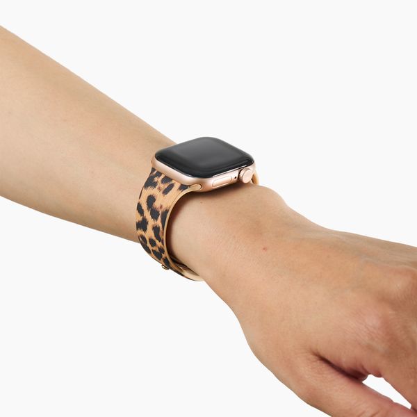 iDeal of Sweden Watch Band Entry für  Apple Watch Series 1 - 9 / SE (38/40/41 mm) | Series 10 / 11 (42 mm) - Größe S/M - Timeless Leo