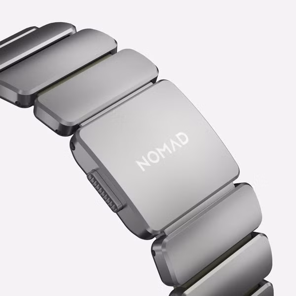 Nomad Stratos Armband für Apple Watch | 44/45/46/49 mm - Forest Green / Natural Titanium