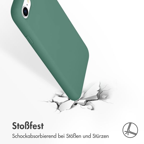 Accezz Liquid Silikoncase Apple iPhone SE (2022 / 2020) / 8 / 7 - Dunkelgrün