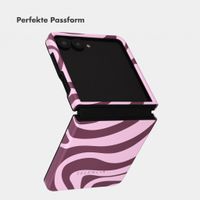 Selencia Vivid Rückabdeckung mit MagSafe Samsung Galaxy Z Flip 8 - Wavy Swirl Pink Plum