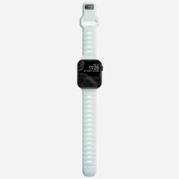 Nomad Sport Band FKM für die Apple Watch Series 1 bis 9 / SE (38/40/41 mm) | Series 10 (42 mm) - Icy Blue Glow