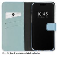 Selencia Echtleder Klapphülle für das iPhone 15 Pro Max - Air Blue