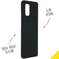 Accezz Liquid Silikoncase Schwarz für das Samsung Galaxy A41