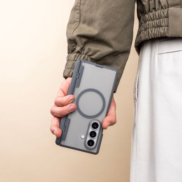imoshion Color Guard mit MagSafe und Ständer Samsung Galaxy Z Fold 8 Ultra - Grau