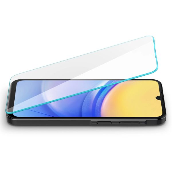 Spigen GLAStR Slim Displayschutzfolie + Applicator 2-pack für das Samsung Galaxy A25 (5G)