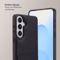 Selencia Nova HandyHülle mit Kordel und Kartenhalter Samsung Galaxy S26 Plus - Schwarz