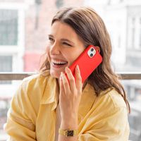 Accezz Liquid Silikoncase mit MagSafe für das Apple iPhone 14 Pro Max - Rot
