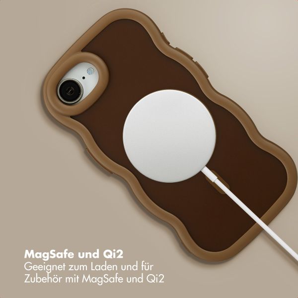 Selencia Wavy Backcover mit MagSafe Apple iPhone 16e - Mocha Brown