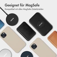 Accezz Liquid Silikoncase mit MagSafe für das iPhone 16 - Stone