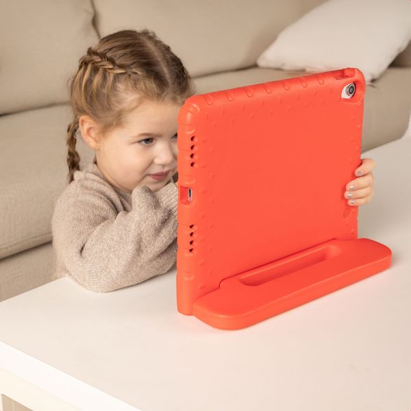 imoshion Schutzhülle mit Handgriff kindersicher Apple iPad 9 (2021) 10.2 Zoll / iPad 8 (2020) 10.2 Zoll / iPad 7 (2019) 10.2 Zoll - Rot