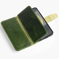 Wachikopa Multi Wallet Bookcase für das Samsung Galaxy S24 - Forest Green