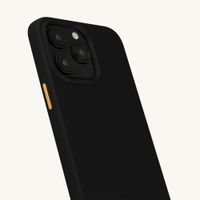 Selencia Rivièra Backcover mit MagSafe mit abnehmbaren Haken Apple iPhone 15 Pro Max - Velvet Black