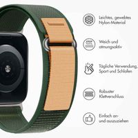 imoshion Nylon Trail Armband für das  Apple Watch Series 1 t/m 11 / SE / Ultra (44/45/46/49 mm) - Legergroen
