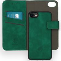 imoshion Entfernbare 2-1 Luxus Klapphülle Apple iPhone SE (2020/2022) / 8 / 7 - Dunkelgrün
